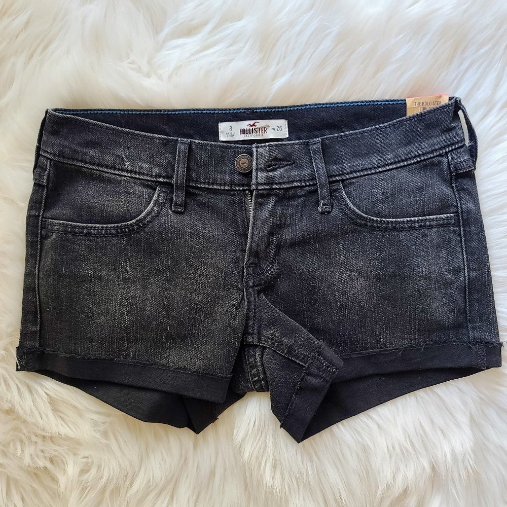Hollister Low Rise Midi Length Shorts
